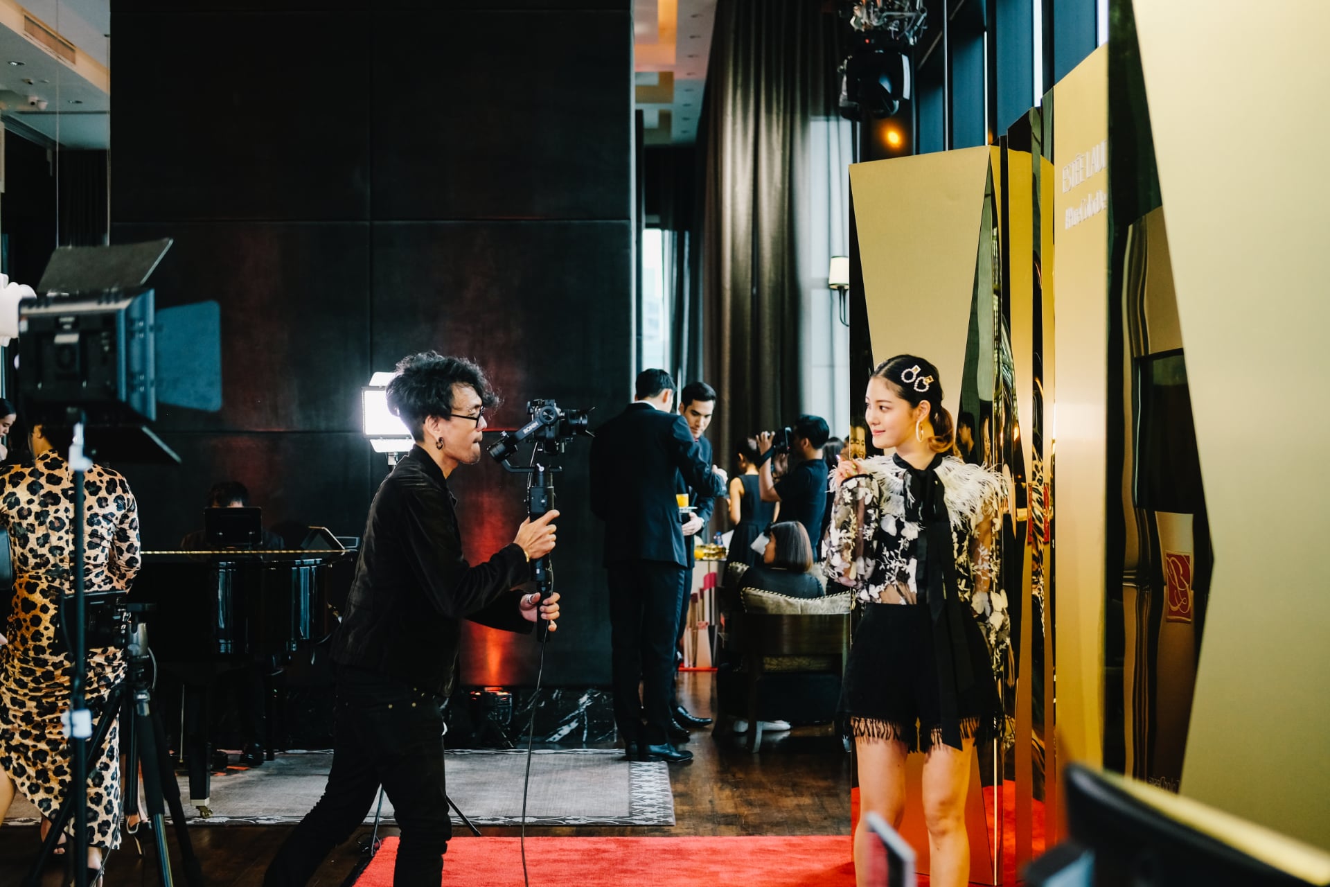 Estée Lauder activation — gallery 3